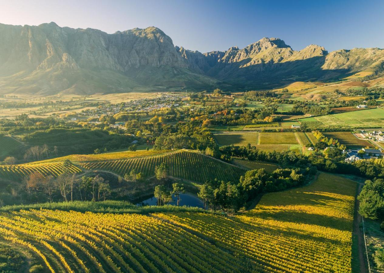 Bartinney Private Cellar Banhoek ستيلينبوش المظهر الخارجي الصورة